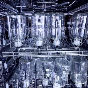 Tianjin Eurping Bottle Washer vs. Ultrasonic Cleaner: 3 Key Advantages, the More Reliable Choice for Laboratory Bottle Washing